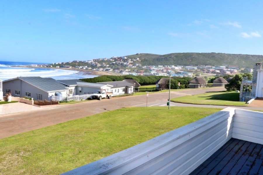 4 Bedroom Property for Sale in Jongensfontein Western Cape